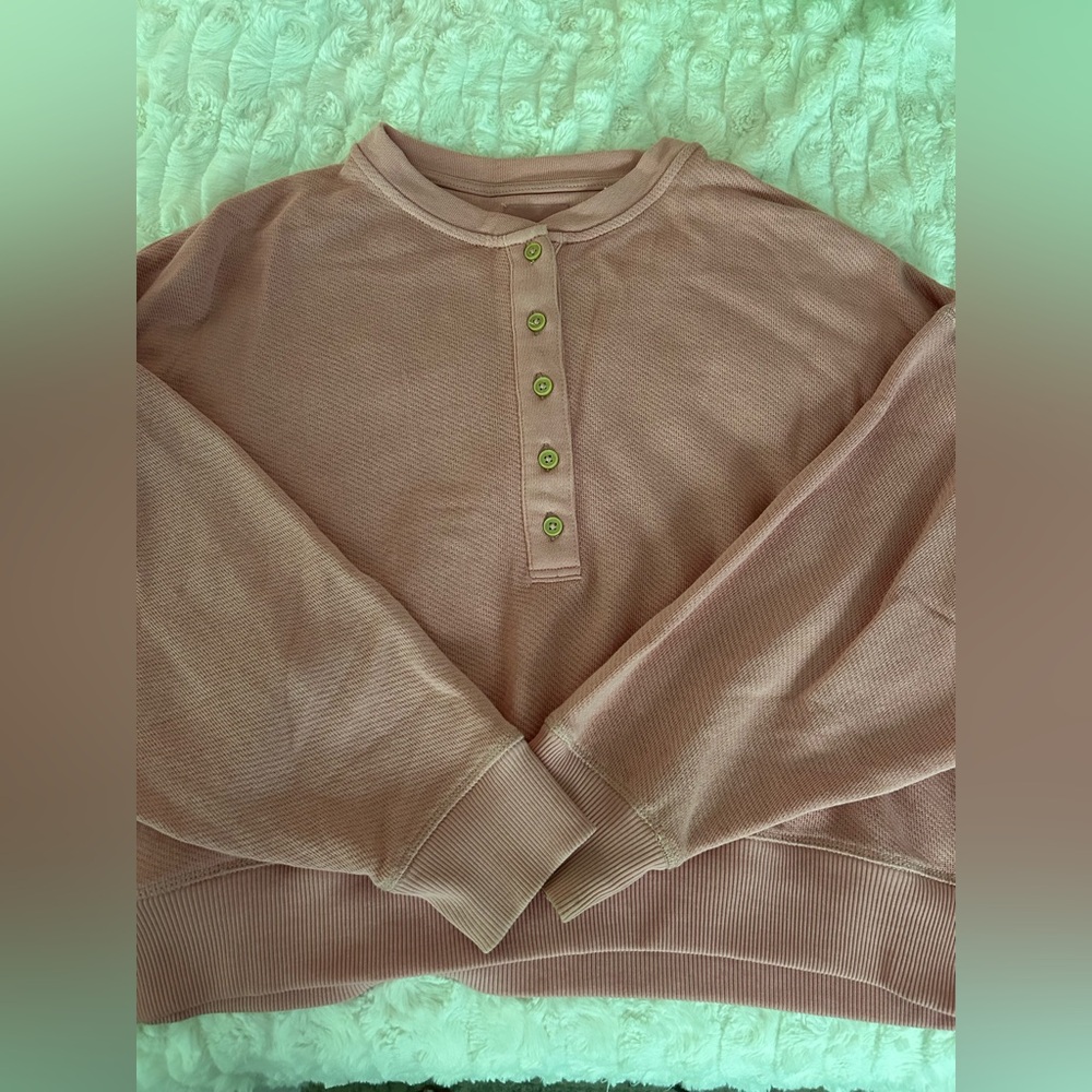 American Eagle long sleeve